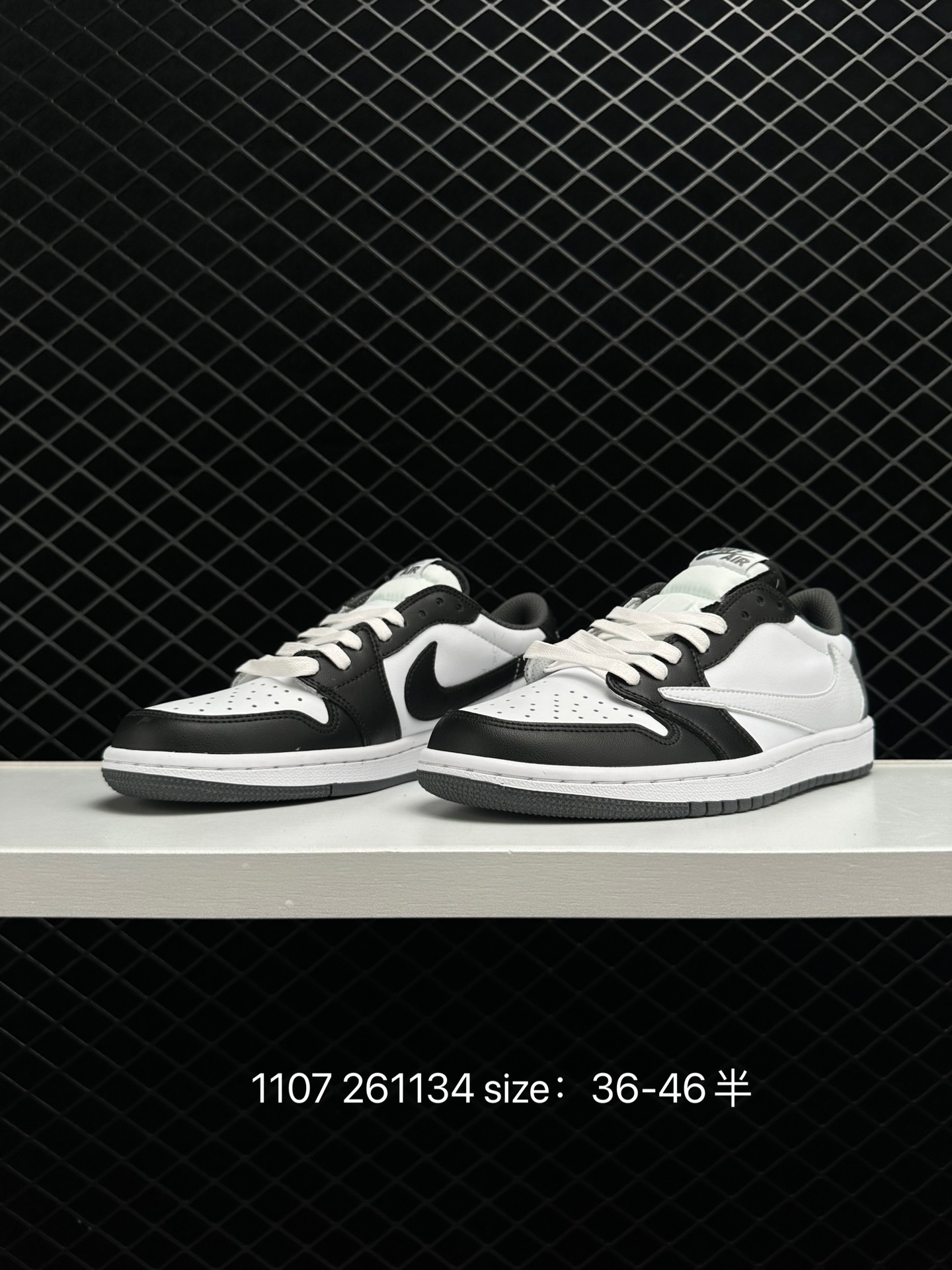 Travis Scott x Fragment x Air Jordan 1 Low“Military Blue”